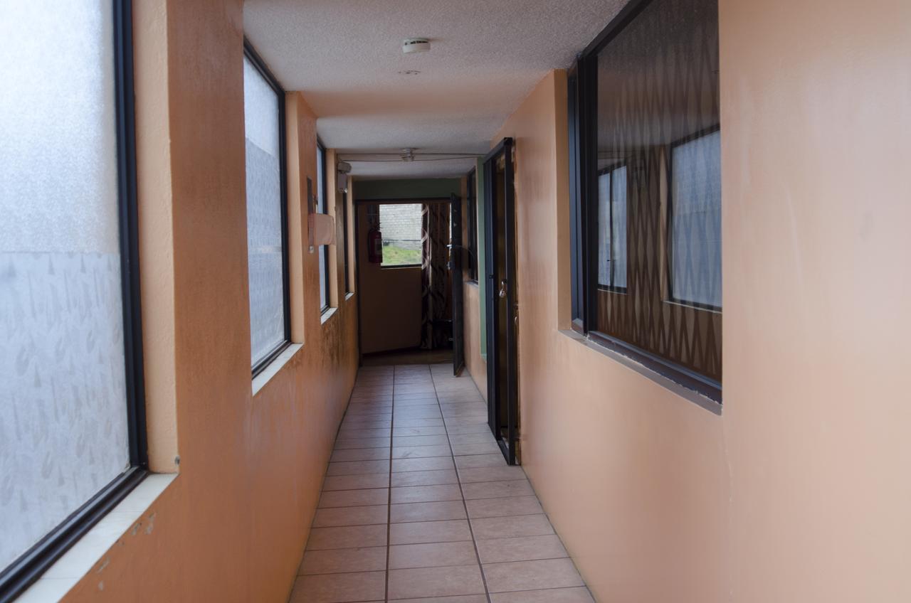 La Estación Hostal Quito Exterior foto